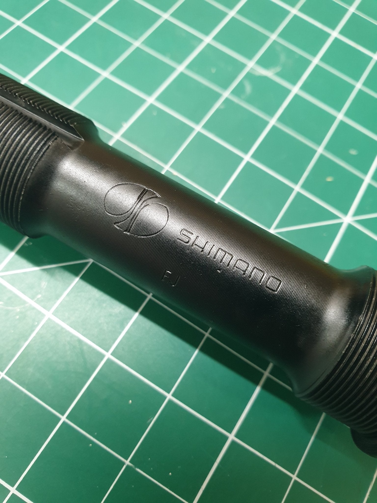 NOS - 80's Shimano 28T Bottom Bracket conversion axle - Bmx Products AU