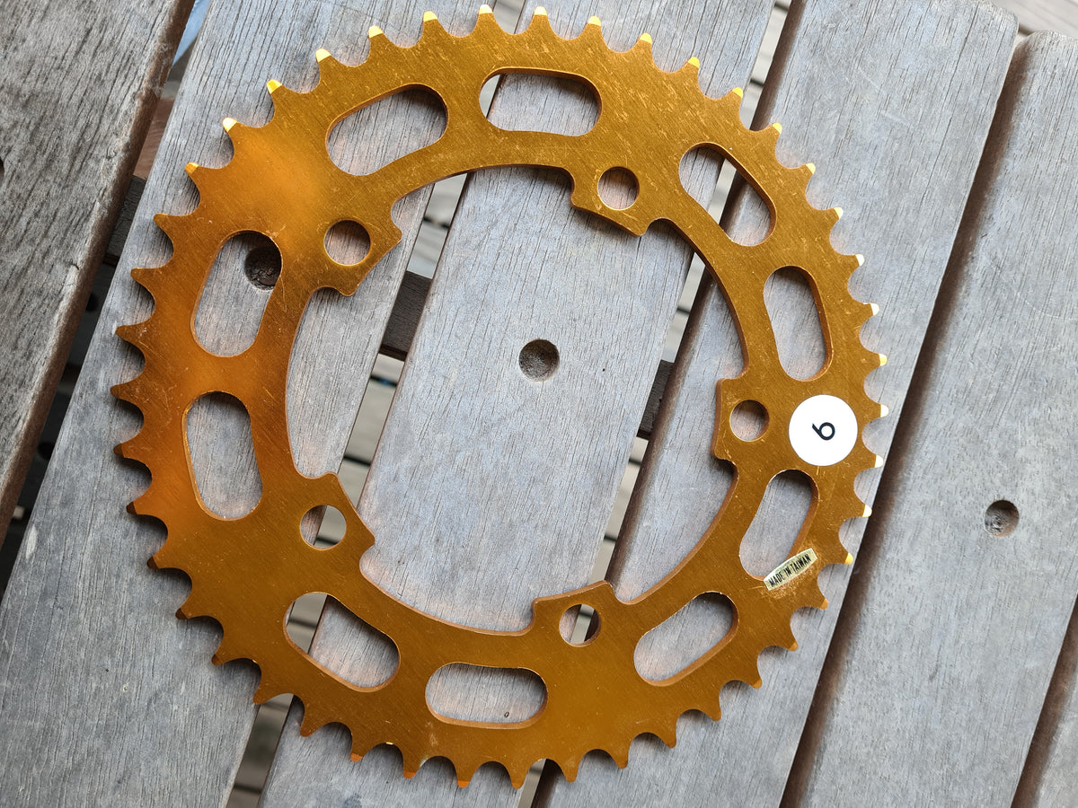 NOS - 44T Chainwheel in Gold (#9)