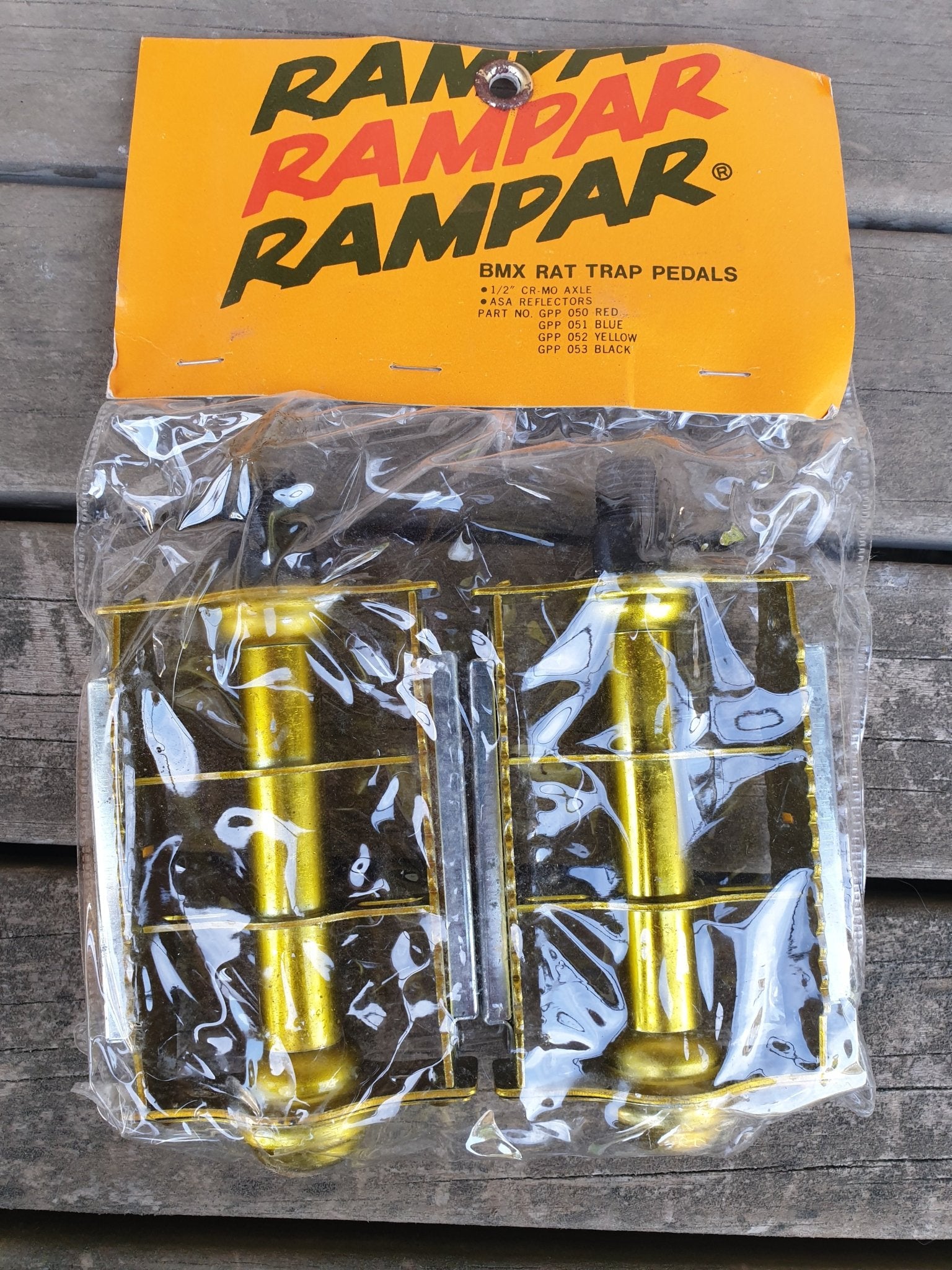 NOS - RAMPAR BMX ratrap GOLD pedals in 1/2" - old school bmx - Bmx Products AU