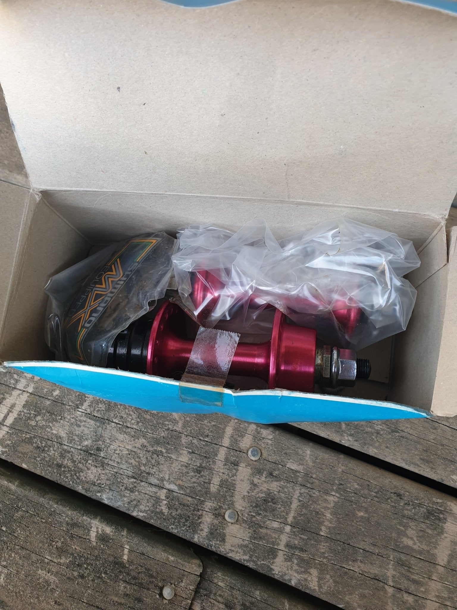 NOS - Shimano - MX hub set in OG Shimano BOX - Anno RED - 36H - old school bmx - Bmx Products AU